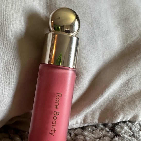 *SOLD* ‼️ Rare beauty liquid blush - Picture 3 of 4
